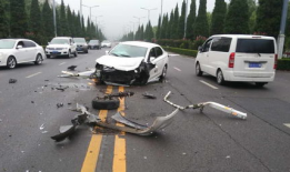 美国爆料人车祸最新消息,事故详情及伤情公布