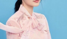 李沁恋情爆料最新消息,神秘男友身份揭秘，甜蜜互动引网友热议